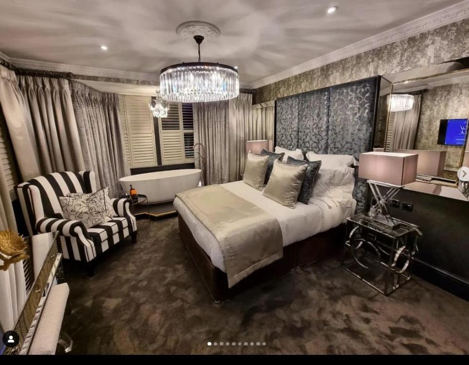 Funky Monk Hotel 에핑 외부 사진